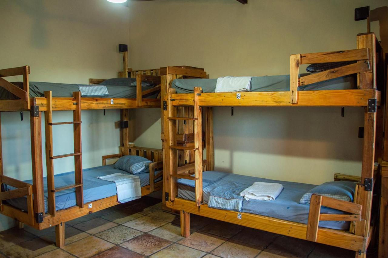 Chapada Backpackers Hostel Agencia 렝소이스 외부 사진