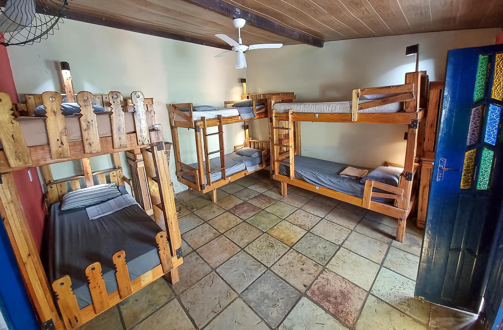 Chapada Backpackers Hostel Agencia 렝소이스 외부 사진
