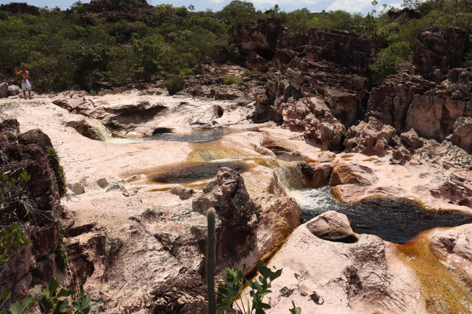 Chapada Backpackers Hostel Agencia 렝소이스 외부 사진